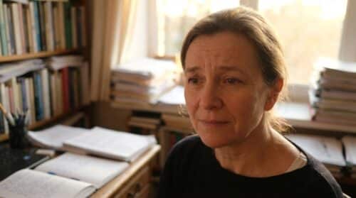 uno psicologo svela come il disordine nella stanza possa indicare difficoltà nel gestire 9 responsabilità essenziali per la vita quotidiana.